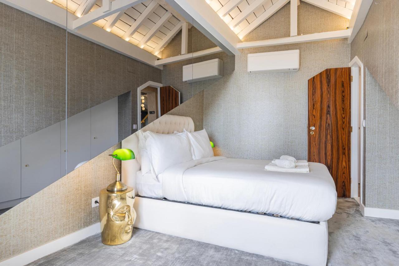 Apartment Luxury Duplex W/ River View By Lovelystay *